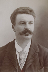 Guy de Maupassant par Nadar -1888