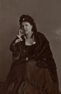 Judith Gautier par Nadar vers 1880.